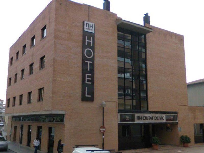 Up Rooms Vic Hotel Екстер'єр фото